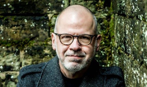 Dr Ian McGuire